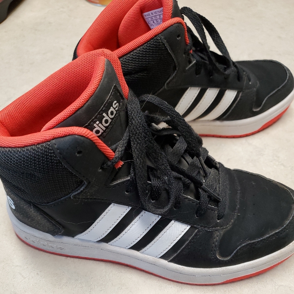 Adidas size 7.5 women's black and red